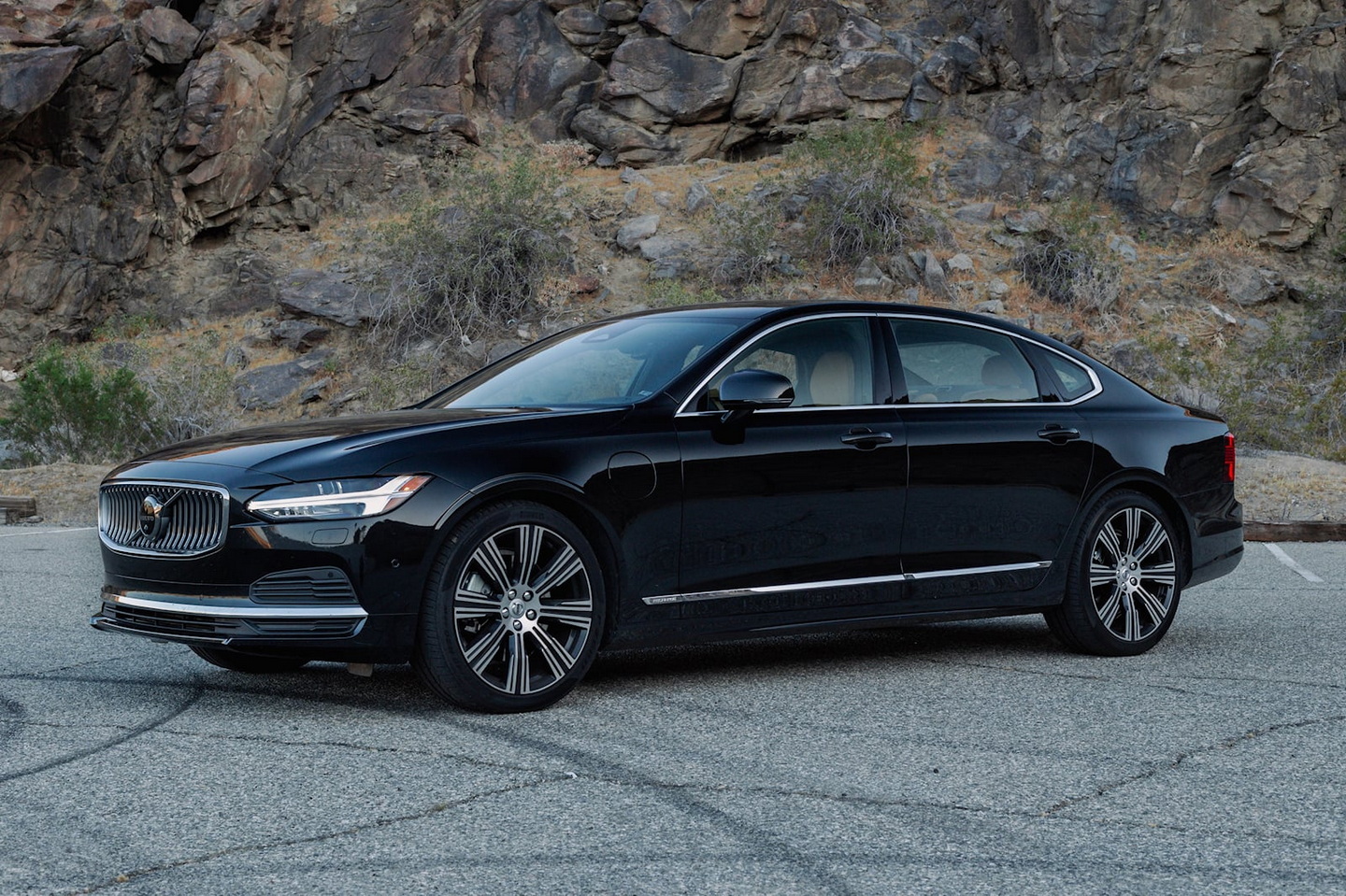 Volvo S90 Plug-In Hybrid